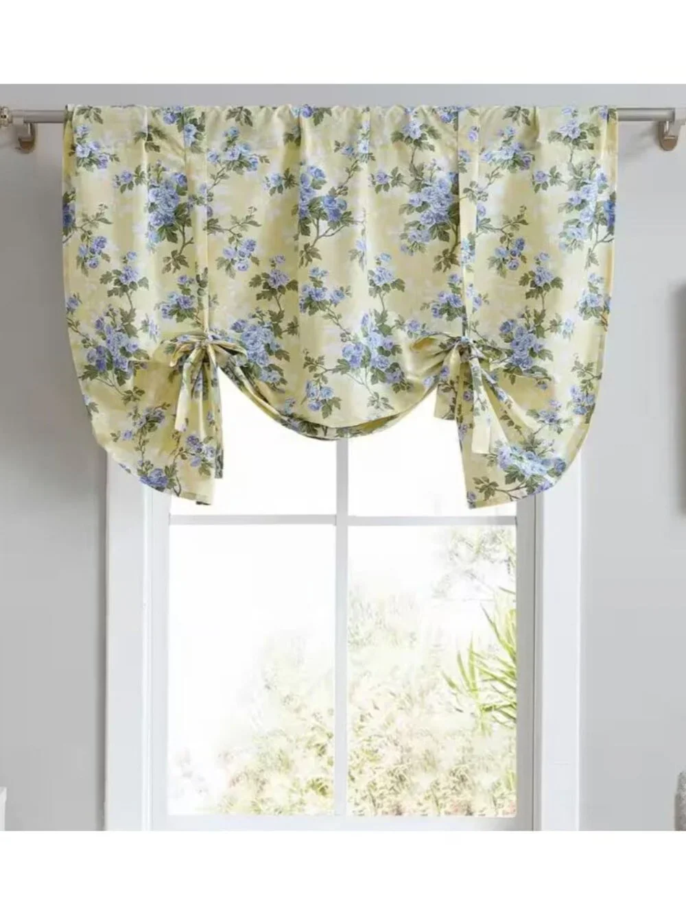 Laura Ashley Cassidy Designer Valance Top Treatment English Country Floral 50x25